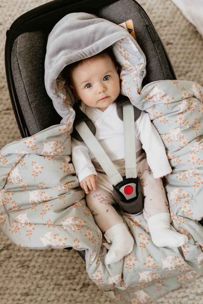 Sleepee Car Seat Blanket Vintage Animals - Almond