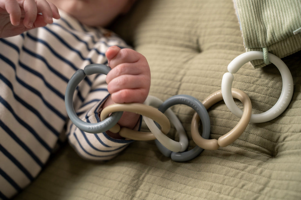 Little Dutch Little Loops Toy Links (colours)
