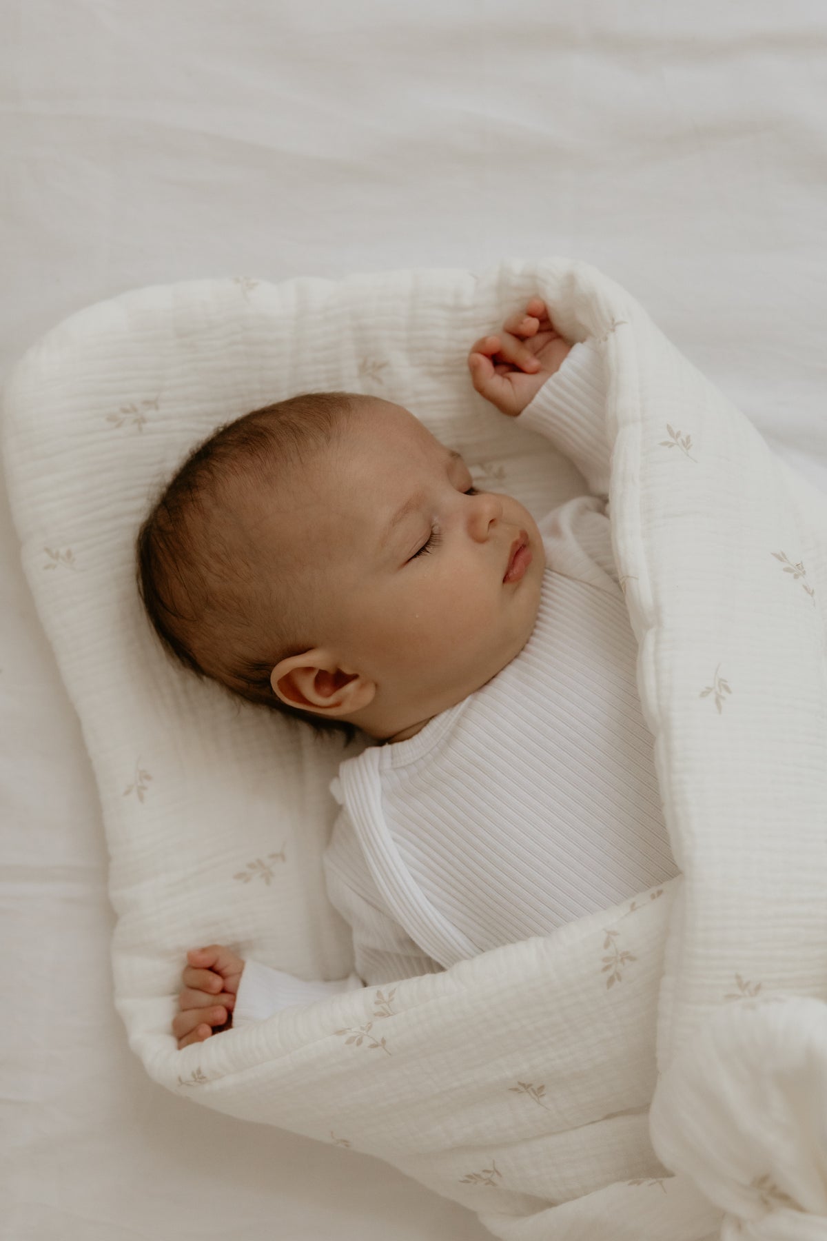 NEW muslin swaddle wrap