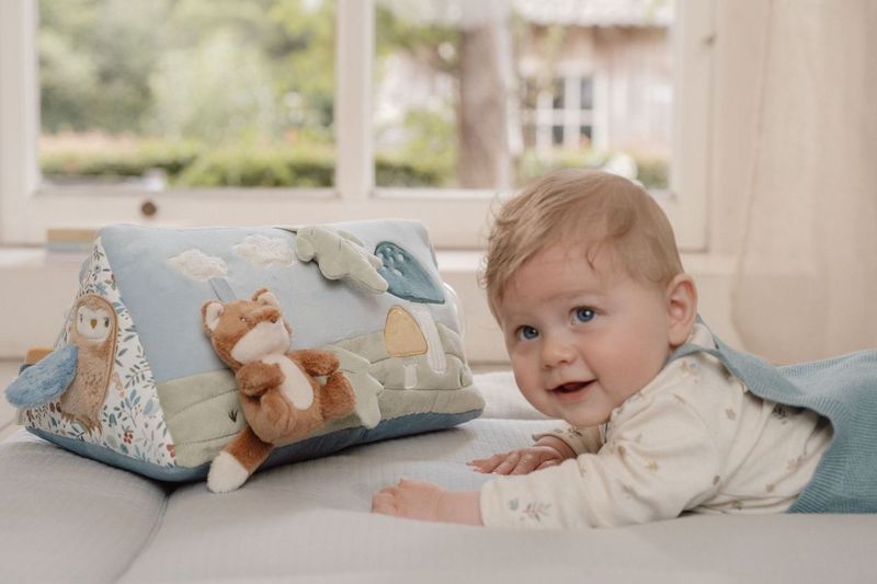 Little Dutch Baby Triangle - Forest Friends, interactive baby toy with crinkly leaves, a mirror, and soft textures for sensory and motor skill development.