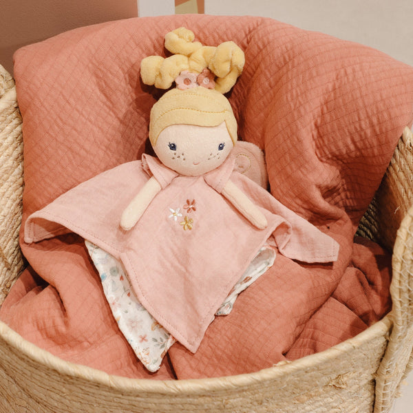 Soft pink Little Dutch Cuddle Cloth – Fairy Mila with embroidered details, fairy wings, and a light pink dress, perfect for newborns and sensory comfort.